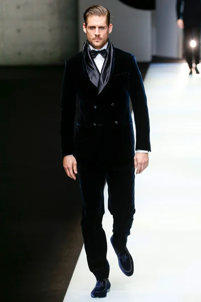 Look 92